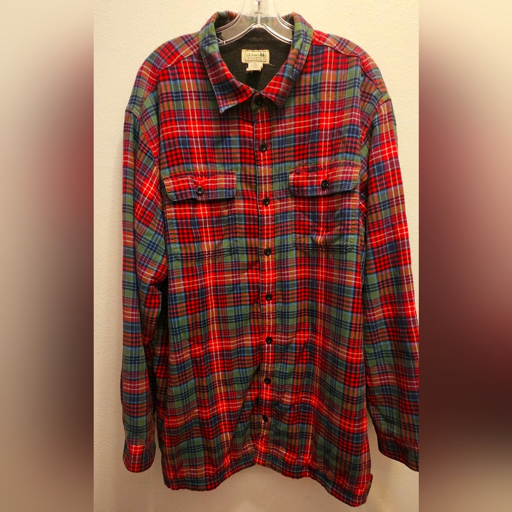 L.L. Bean Insulated Red and Green Flannel Plaid Shirt